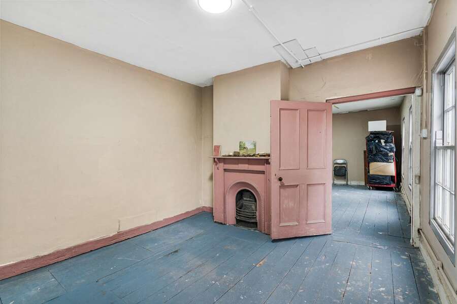 5 Victoria Place