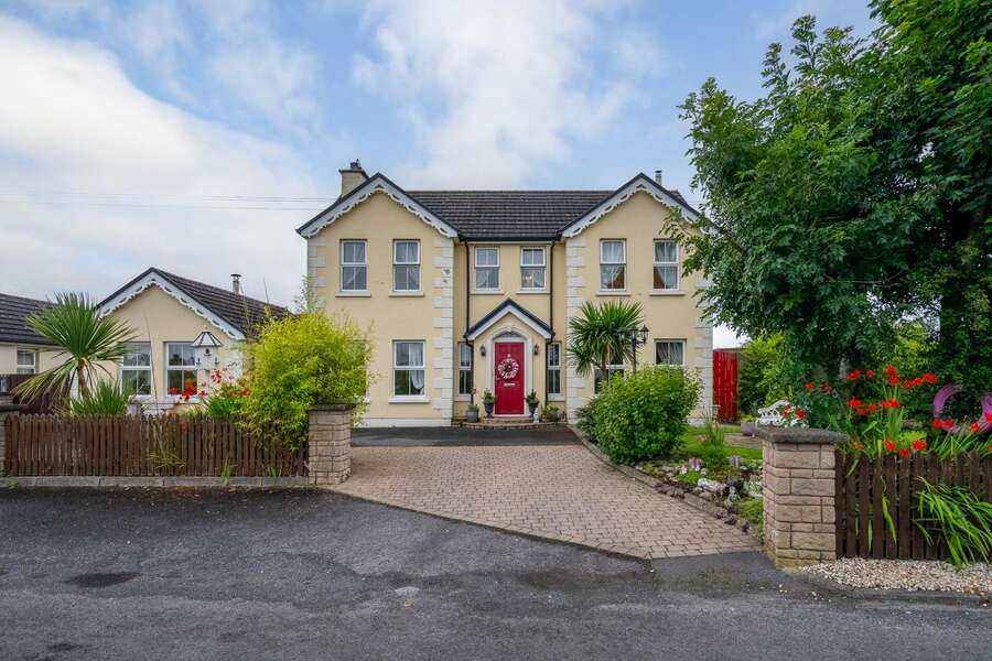 71 Peacock Road