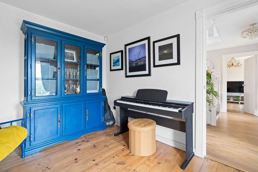71 Peacock Road