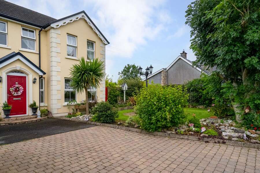 71 Peacock Road