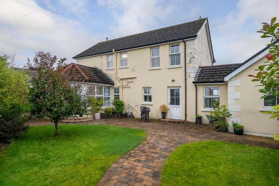 71 Peacock Road