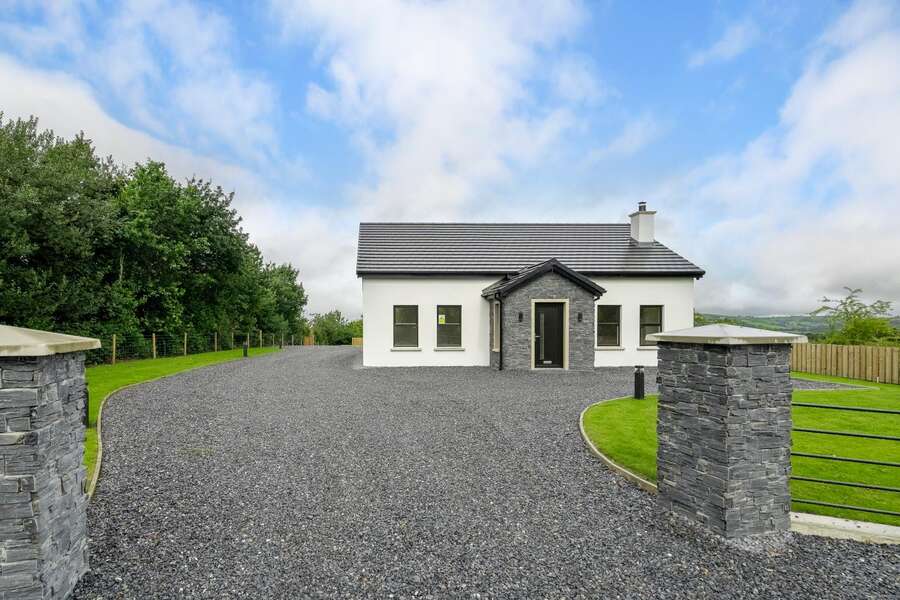 15 Killyclooney Road