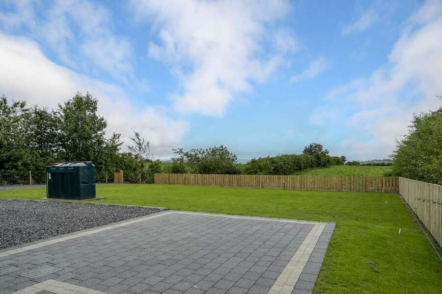 15 Killyclooney Road
