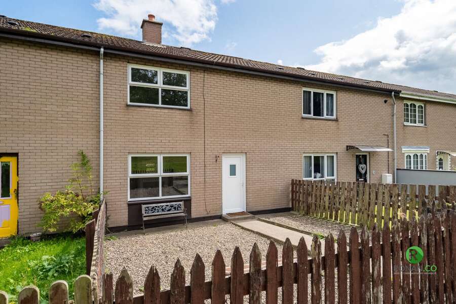 31 Ballycolman Estate