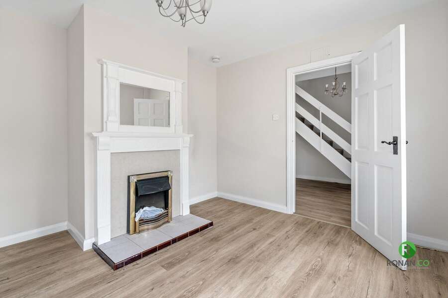 31 Ballycolman Estate