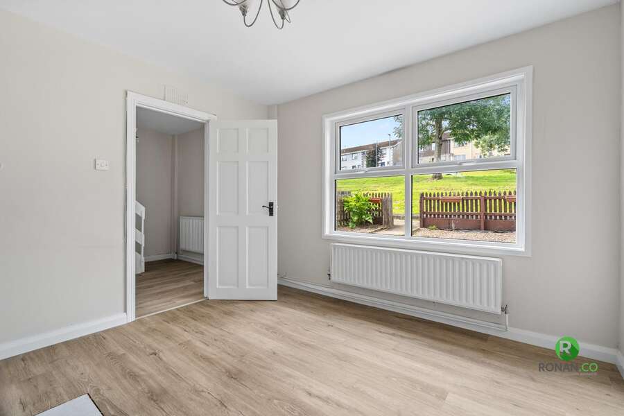 31 Ballycolman Estate