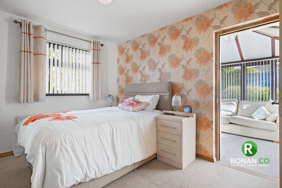 18 Liscurry Gardens