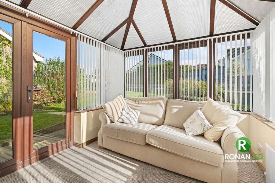 18 Liscurry Gardens