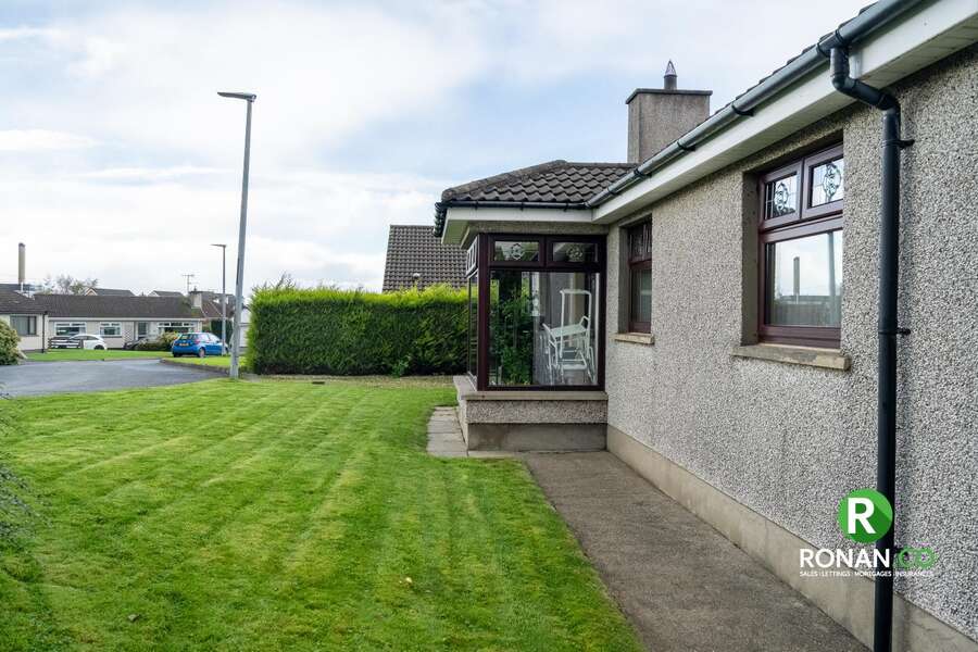 18 Liscurry Gardens