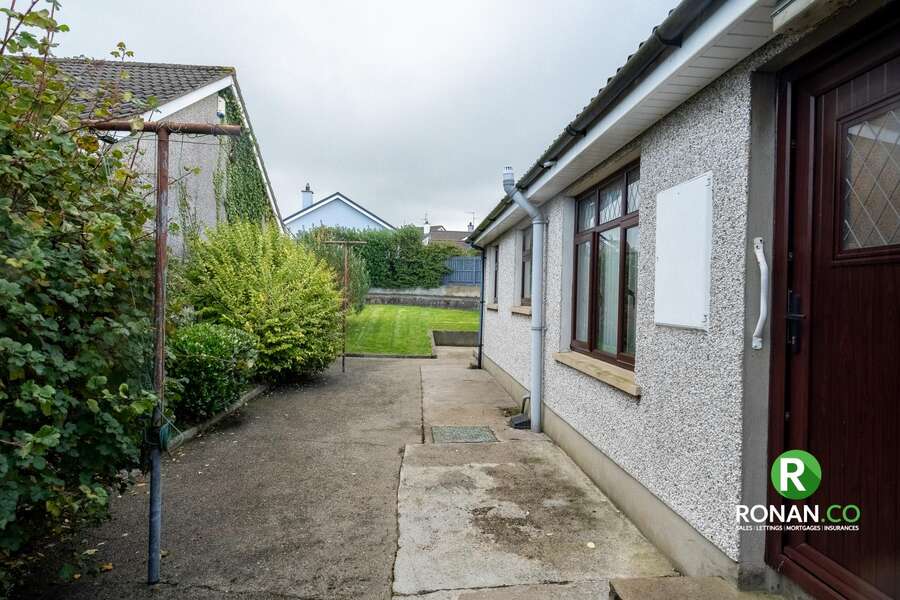 18 Liscurry Gardens