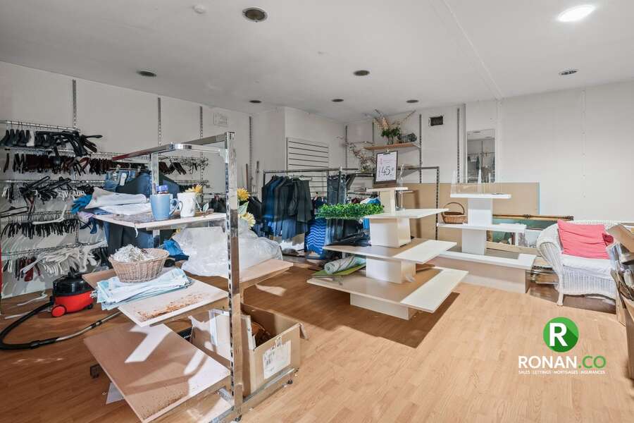 Tru Glory, 50 Main Street