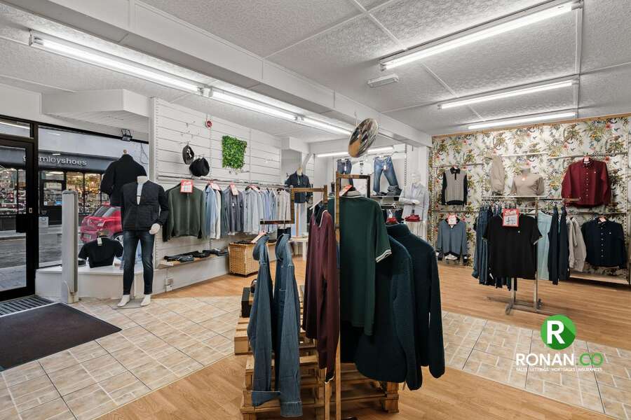 Tru Glory, 50 Main Street