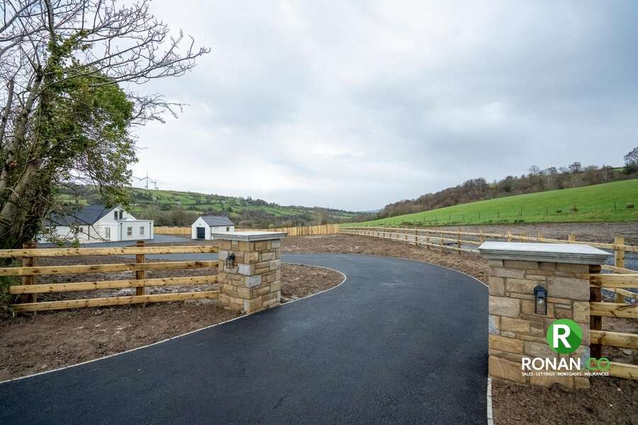 New Build At Bonds Glen