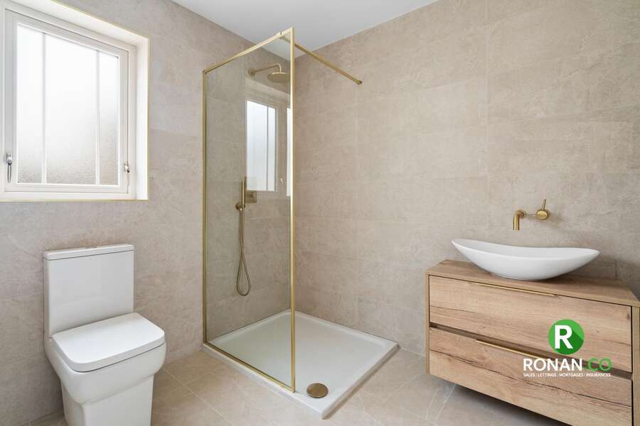 New Build At Bonds Glen