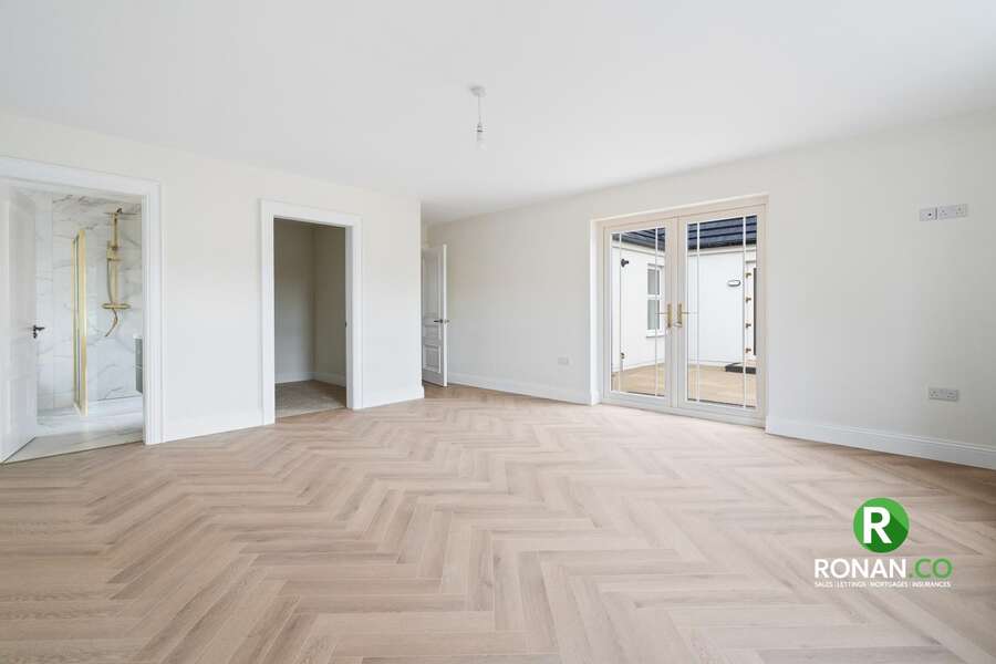 New Build At Bonds Glen