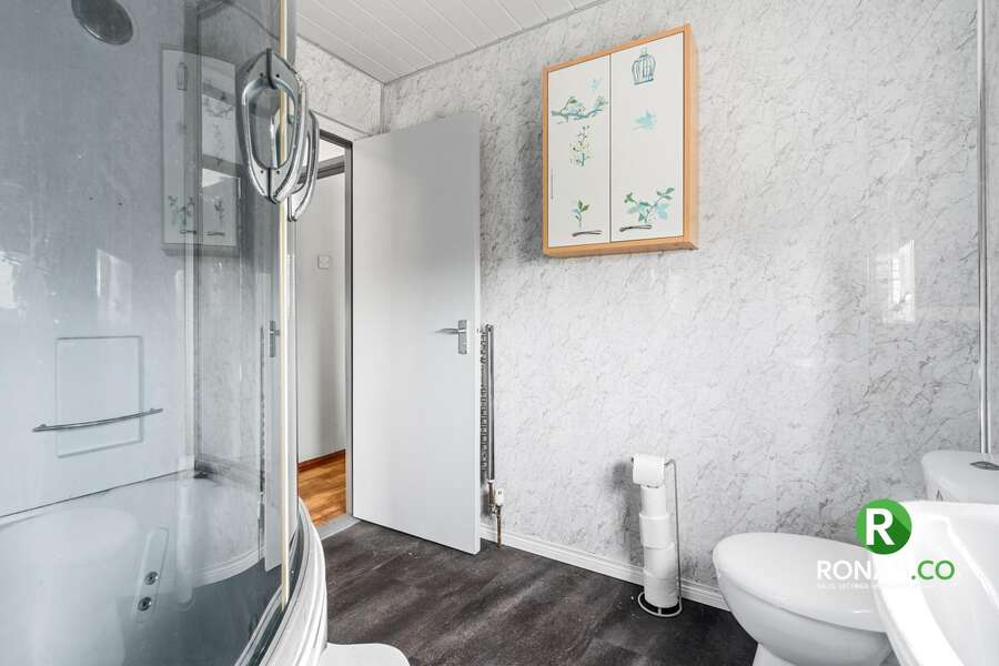 19 Beechmount Avenue