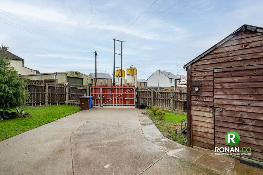 19 Beechmount Avenue