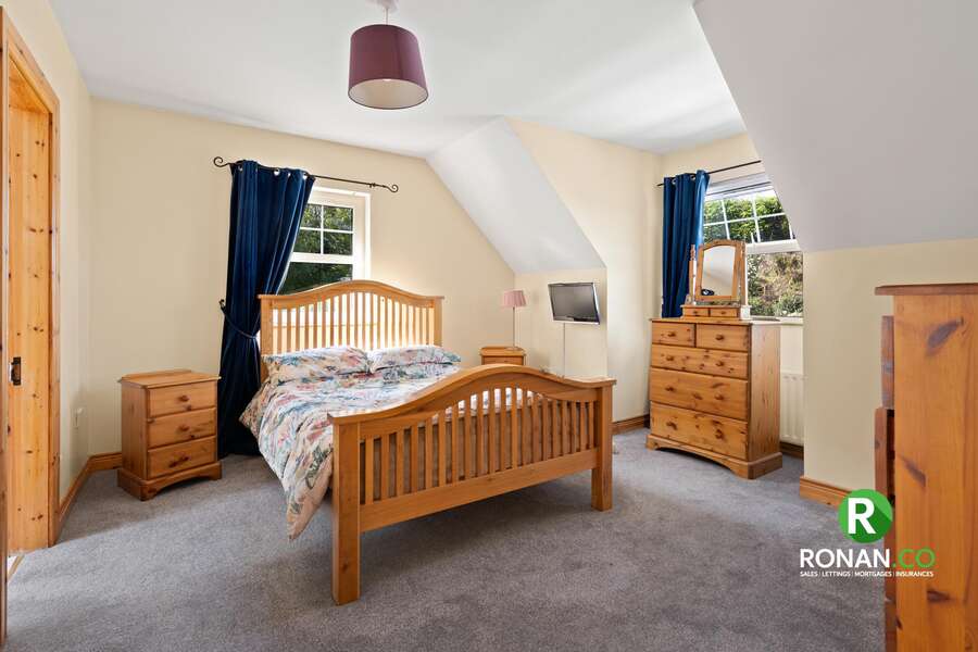 10 Mourneview