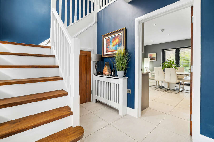 12 Mourne Manor