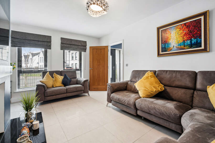 12 Mourne Manor