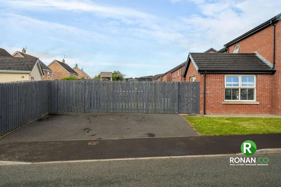 36 Bracken Hill