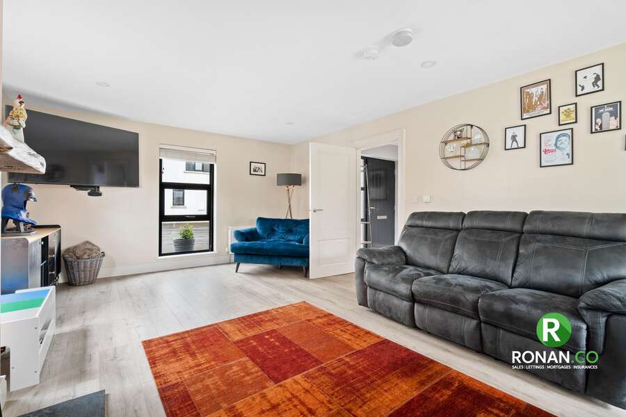 6 Tamnabryan Manor