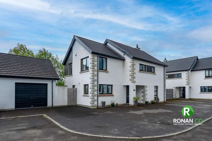 6 Tamnabryan Manor