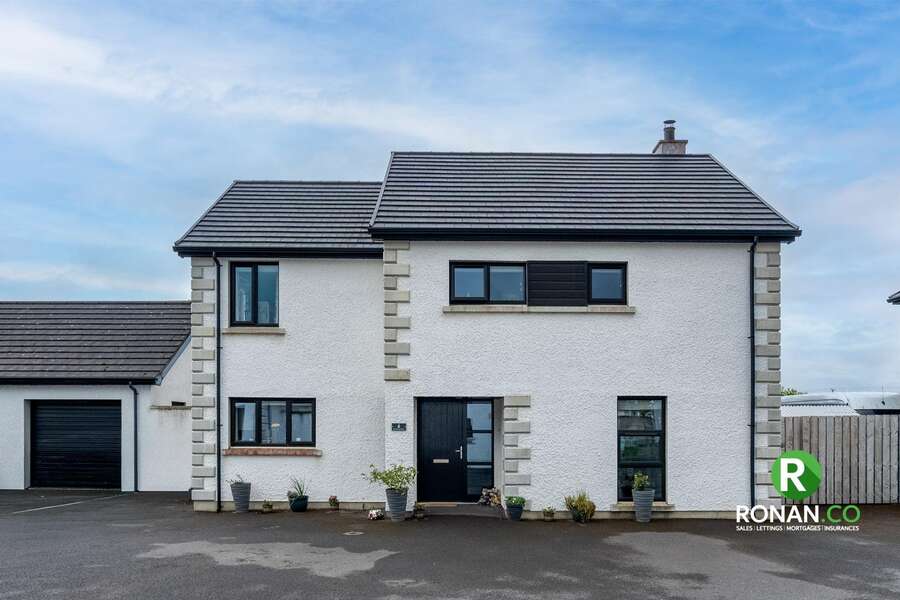6 Tamnabryan Manor