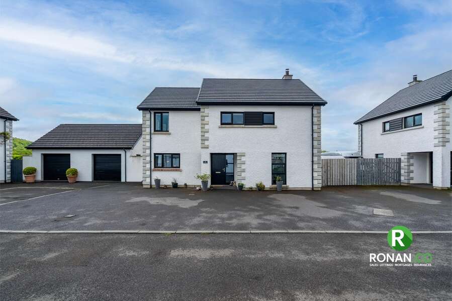 6 Tamnabryan Manor