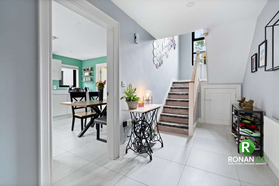 6 Tamnabryan Manor