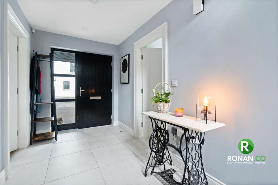 6 Tamnabryan Manor