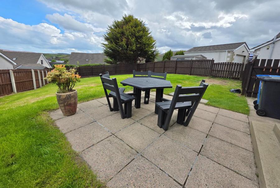 3 Leyland Avenue