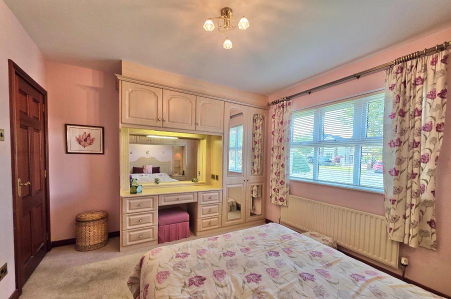43 Beechcroft