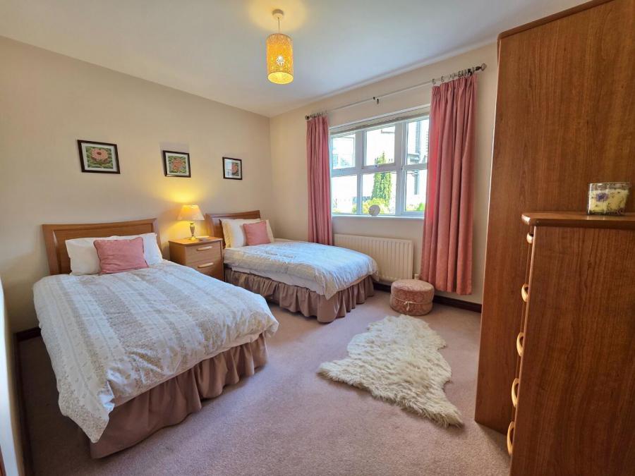 43 Beechcroft