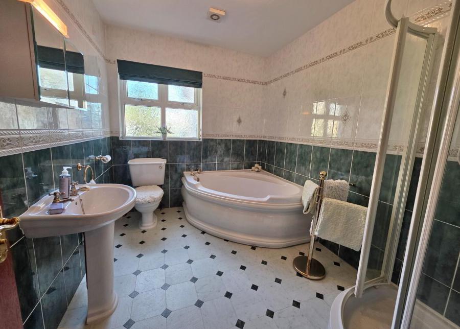43 Beechcroft