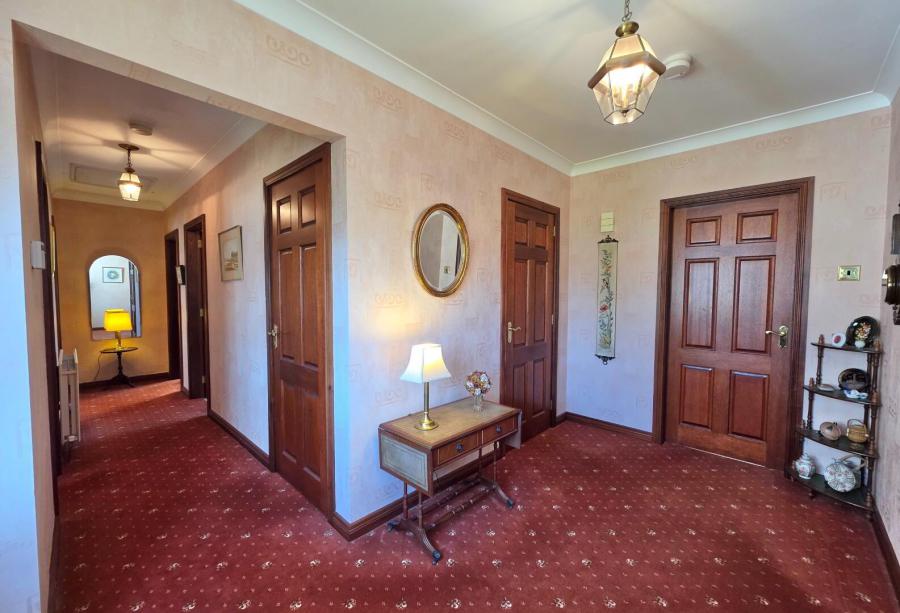 43 Beechcroft