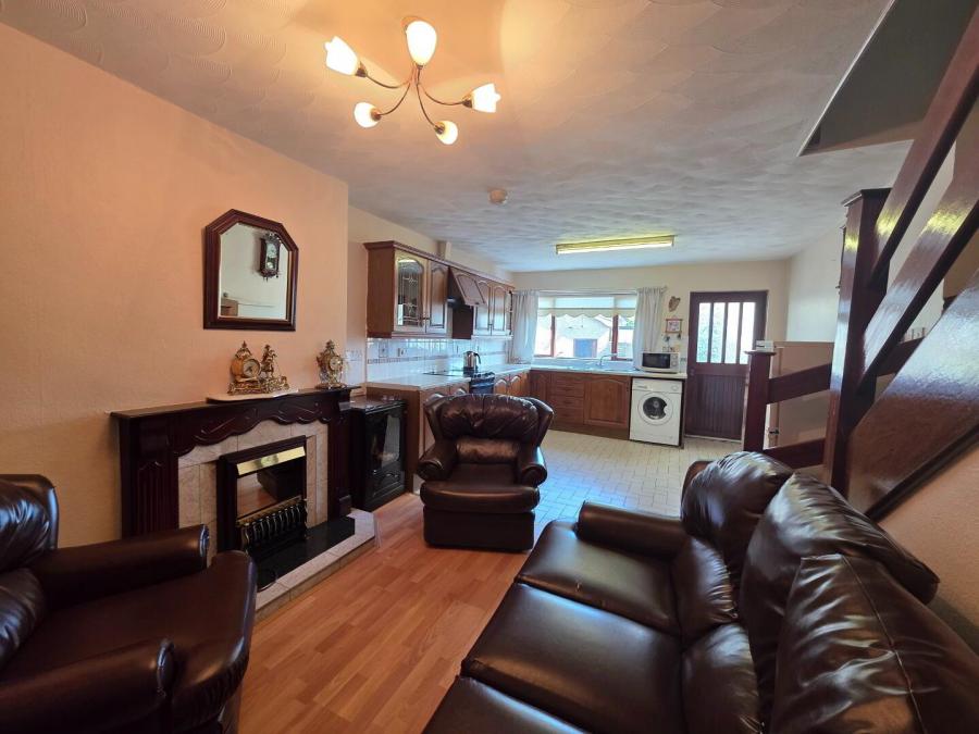 27 Leyland Road