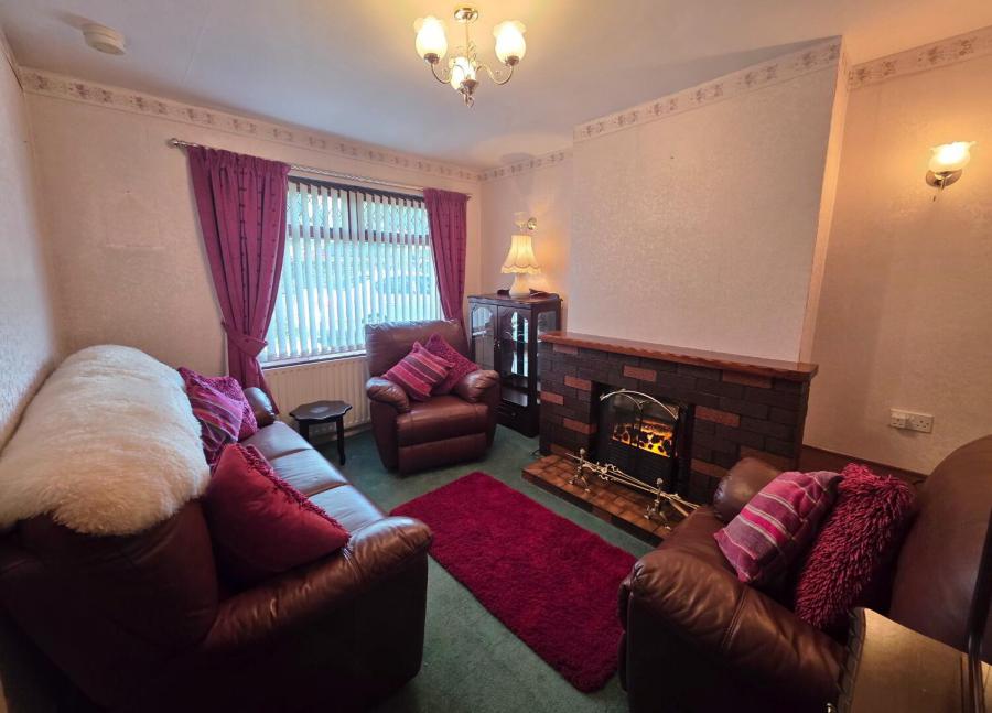 27 Leyland Road