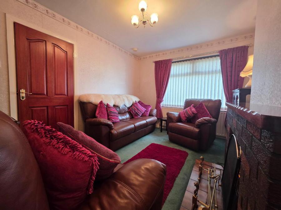 27 Leyland Road