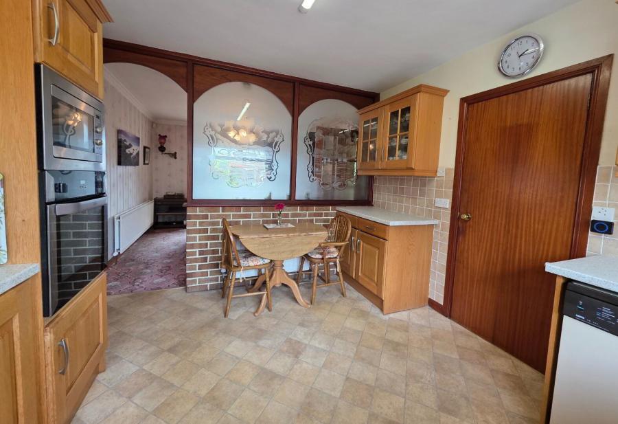 Braemar, 3 Ishlan Court