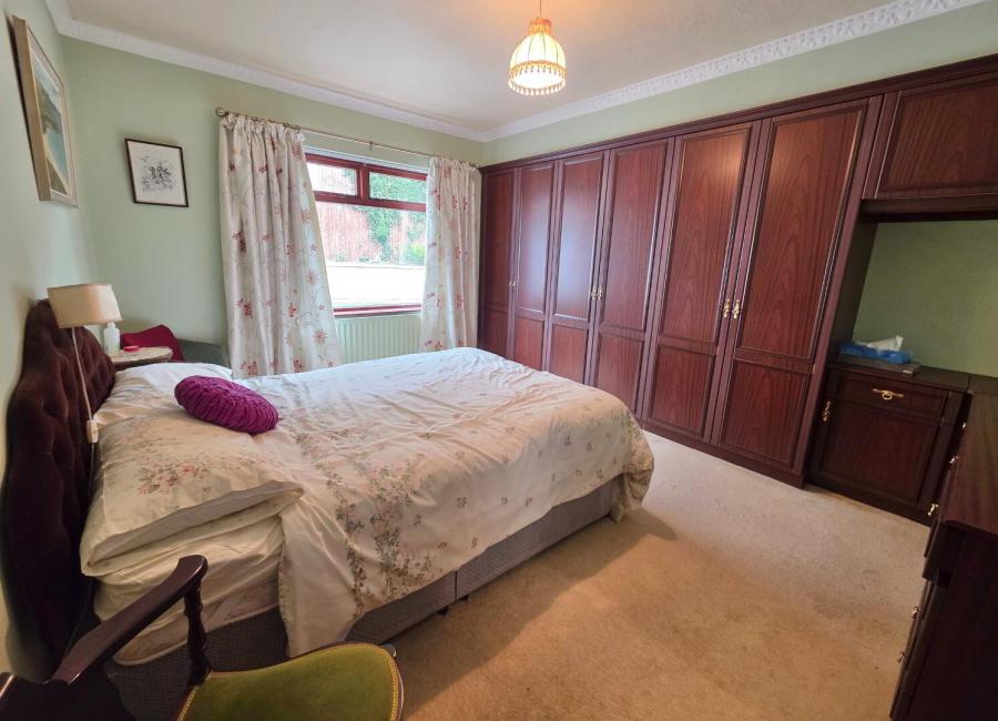 Braemar, 3 Ishlan Court