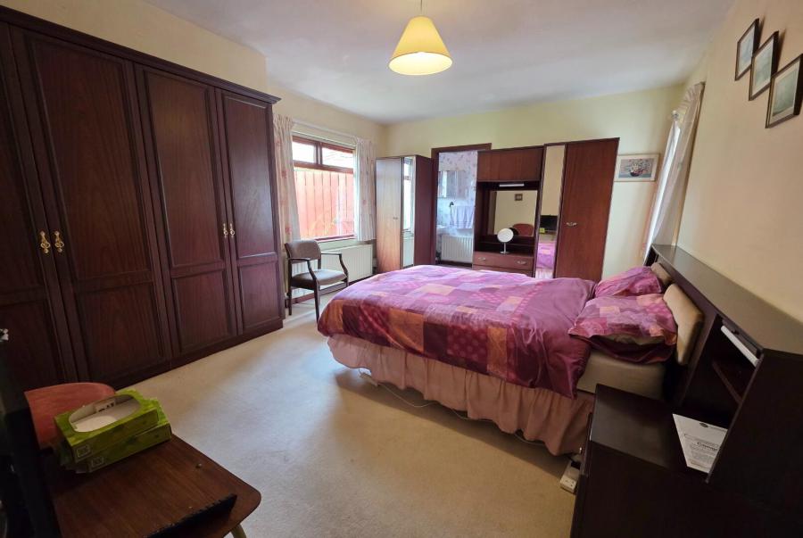 Braemar, 3 Ishlan Court