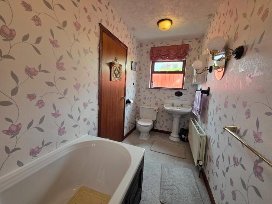Braemar, 3 Ishlan Court