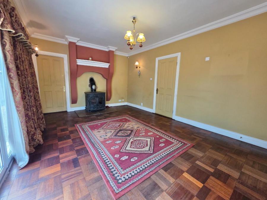 37 Crevolea Road