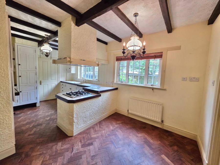 37 Crevolea Road