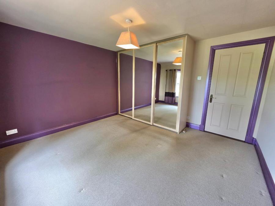 37 Crevolea Road