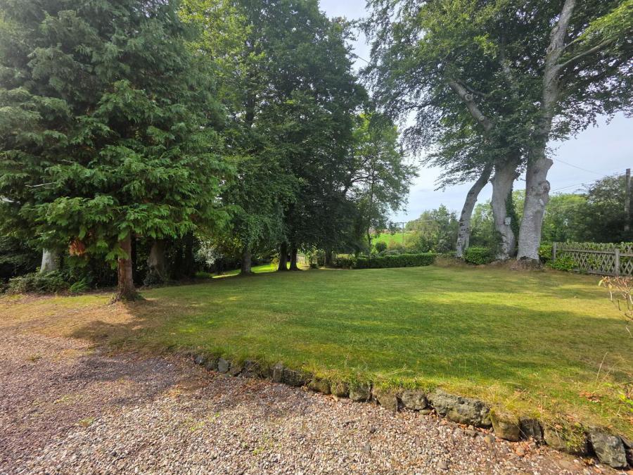 37 Crevolea Road