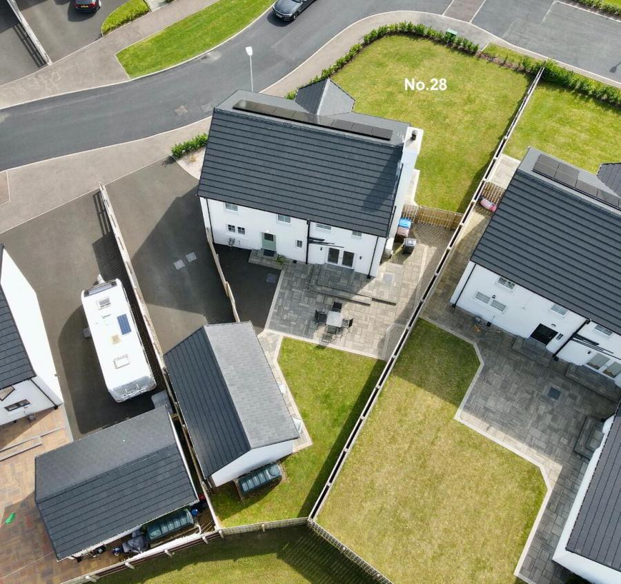28 The Paddocks
