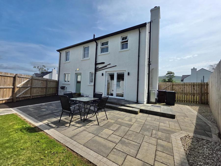 28 The Paddocks