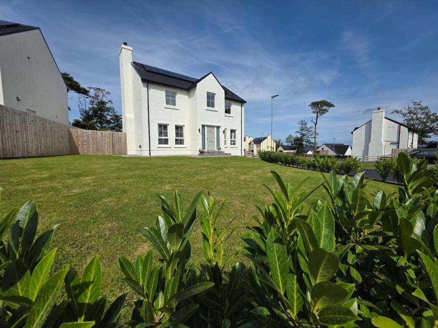 28 The Paddocks